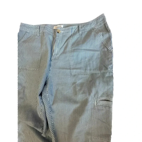 Liz Claiborne Blue & White Striped Straight Leg Casual Pant Size 12 - Picture 4 of 6
